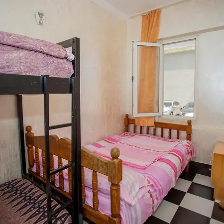 Hostel California-2